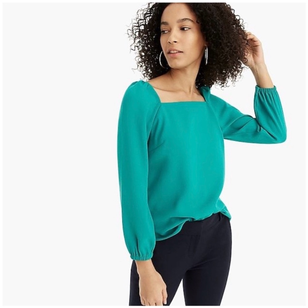 J.Crew 365 Crepe Green Square Neck Blouse Size 20 Like New.